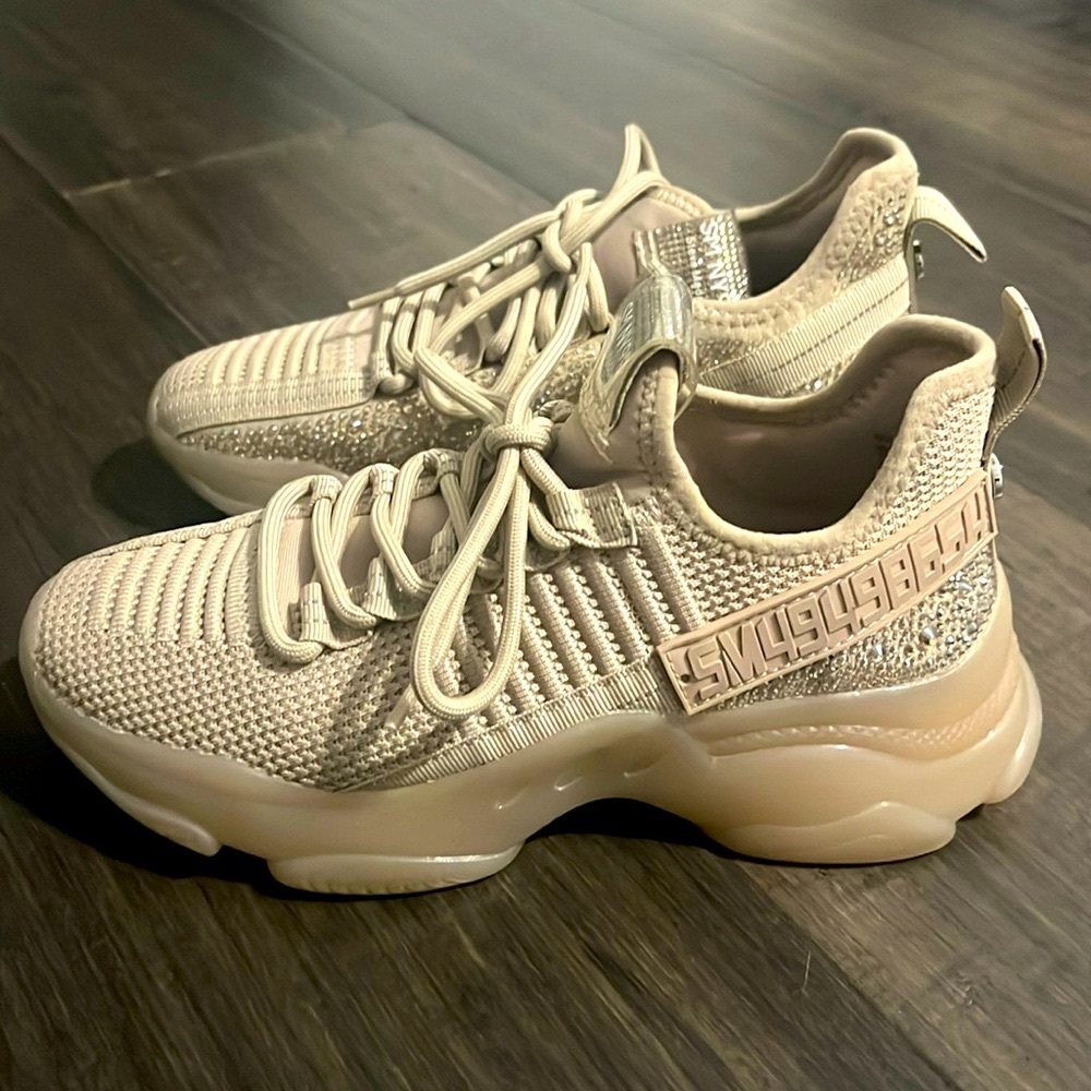 Steve Madden Blush crystal sneakers